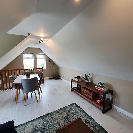 Beautiful 2 Bedroom Guest House With Private Pool In Lacock, Wiltshire Eksteriør bilde