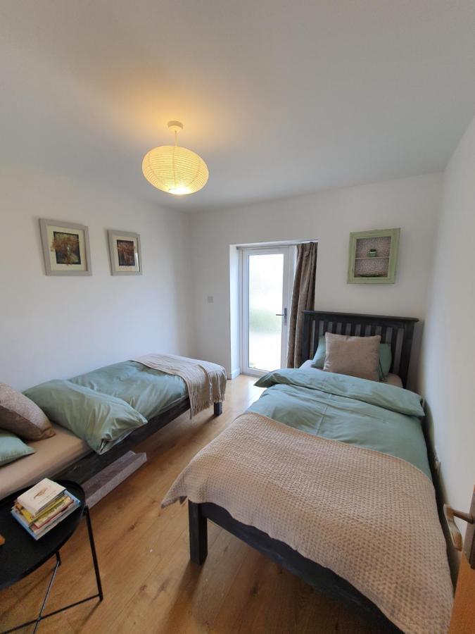 Beautiful 2 Bedroom Guest House With Private Pool In Lacock, Wiltshire Eksteriør bilde